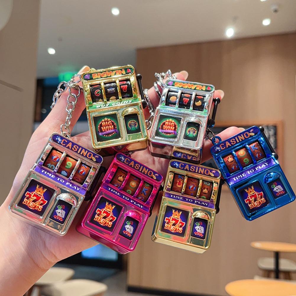Fruit Slot Machine - Modischer Spielautomaten-Schlüsselanhänger Mini Glücksbringer Frucht-Slot-Anhänger Neuartiger