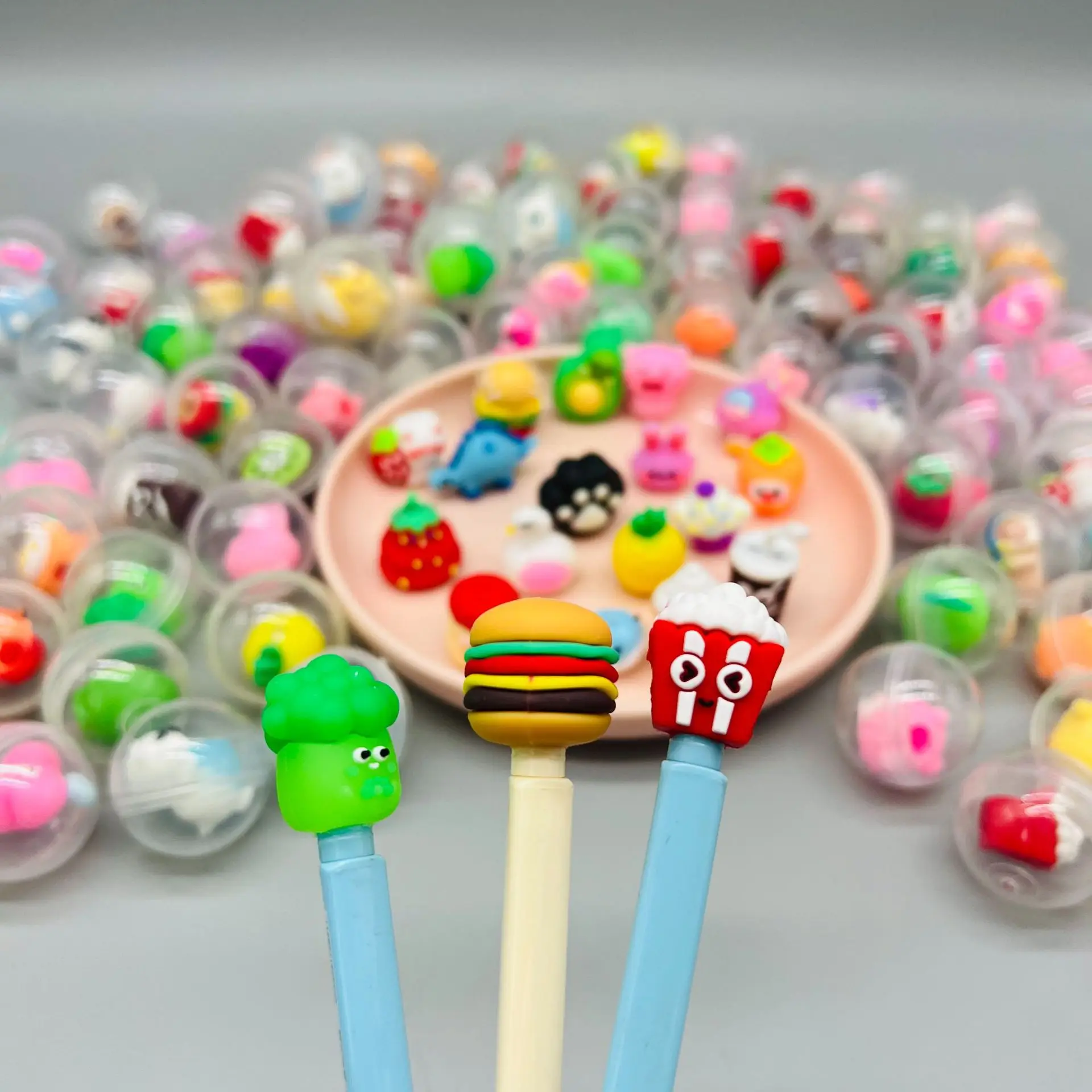 Transparentes verdrehtes Ei fü – Claw Crane Machine Bewertung und Preis